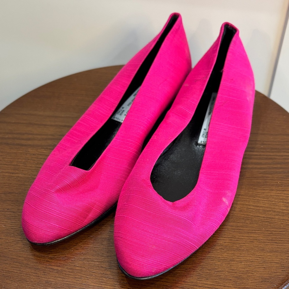 Laura Ashley Fuchsia Women's Flats